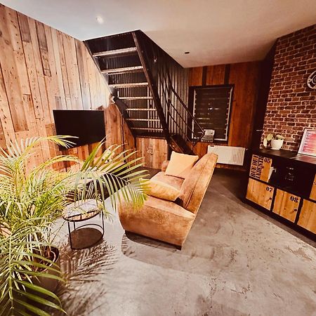 Le Loft Ξενοδοχείο Dompierre-Sur-Helpe Εξωτερικό φωτογραφία